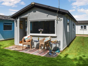 Seaglass Chalet - Uk47636